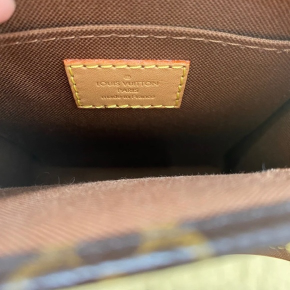 Authentic Louis Vuitton Monogram Petit Sac Plat - Picture 11 of 12